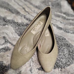 Cute and comfortable